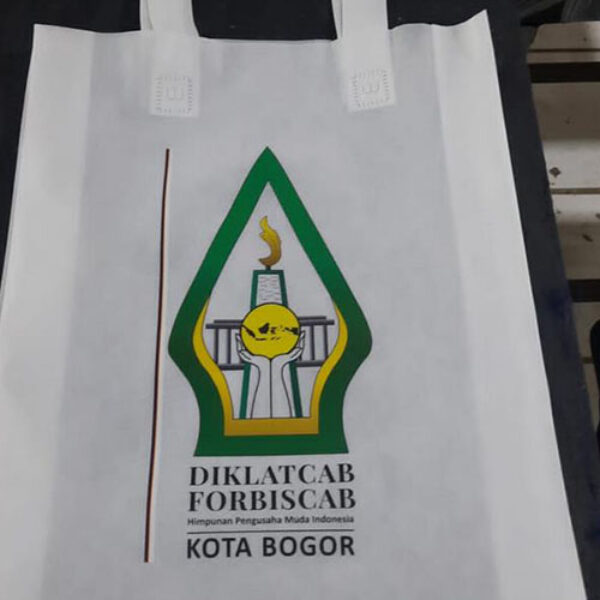 Tas Promosi Bebas Custom Ukuran, Warna, & Desain