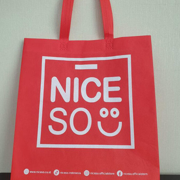 Tas Promosi Bebas Custom Ukuran, Warna, & Desain