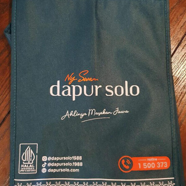 Tas Promosi Bebas Custom Ukuran, Warna, & Desain